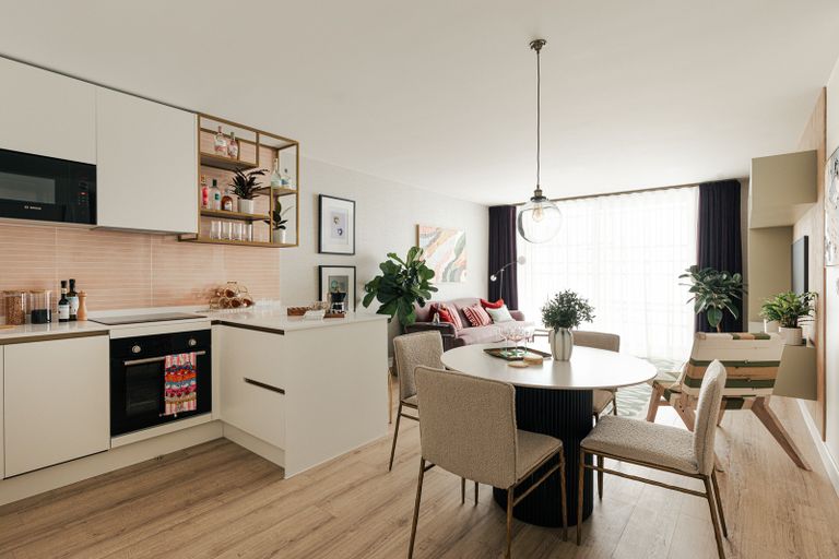 Property 3 of 12. Kitchen/ Dining Area