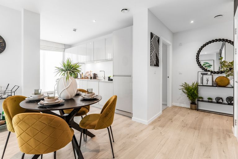 Property 3 of 9. Vvmerinternal2Bed0019