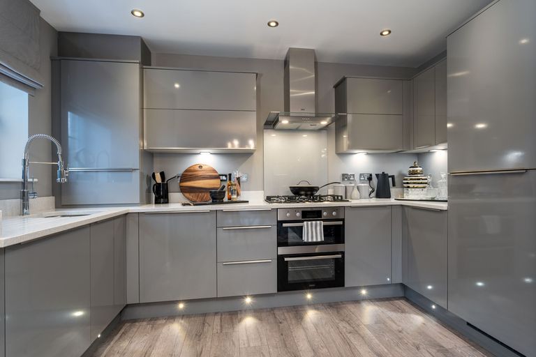 Property 1 of 9. Typical Photography