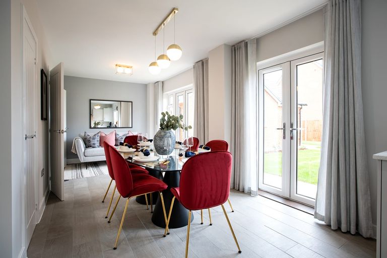 Property 3 of 12. A Large And Wonderful Space For Entertain