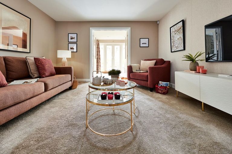 Property 3 of 12. Plenty Of Space For Two Sofas