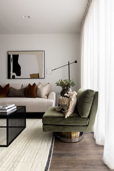 Property 3 of 23. Images