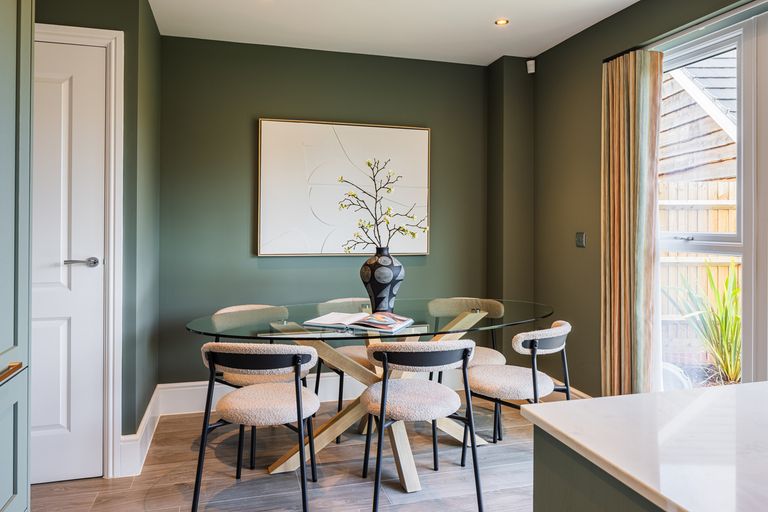 Property 3 of 9. Kitchen In The Lincoln 3