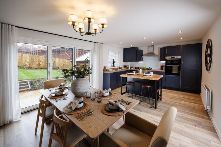 Property 2 of 7. Cp_Hr_Showhomes_41