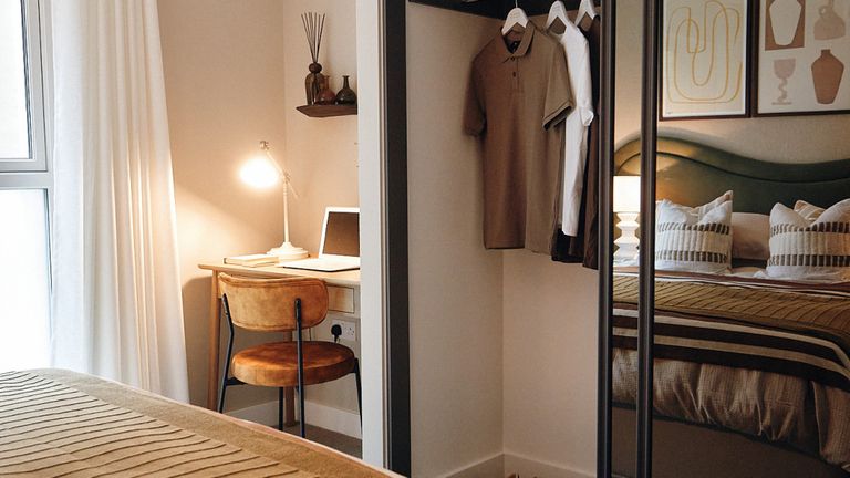 Property 2 of 9. Plot Image