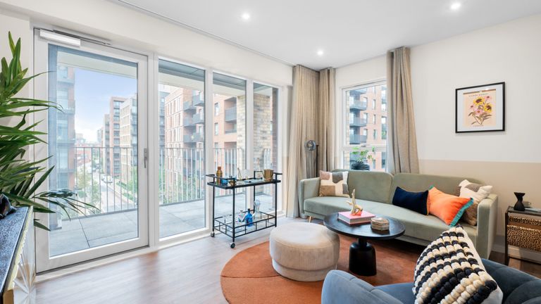 Property 2 of 10. Plot Image