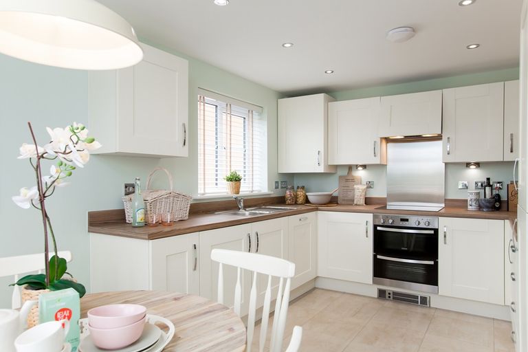 Property 3 of 7. Cook With Friends And Family