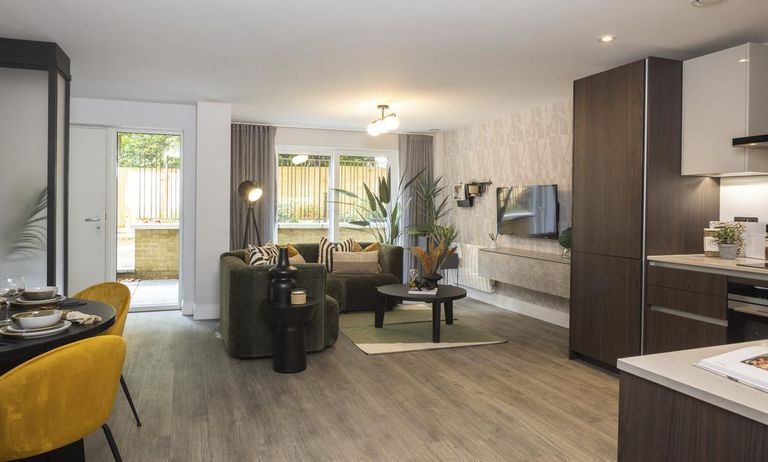 Property 2 of 6. Dandara - Zoopla -