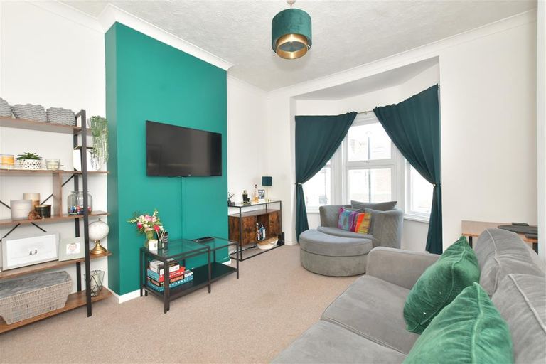2 bed flat for sale in New Road, North End, Portsmouth, Hants PO2 Zoopla