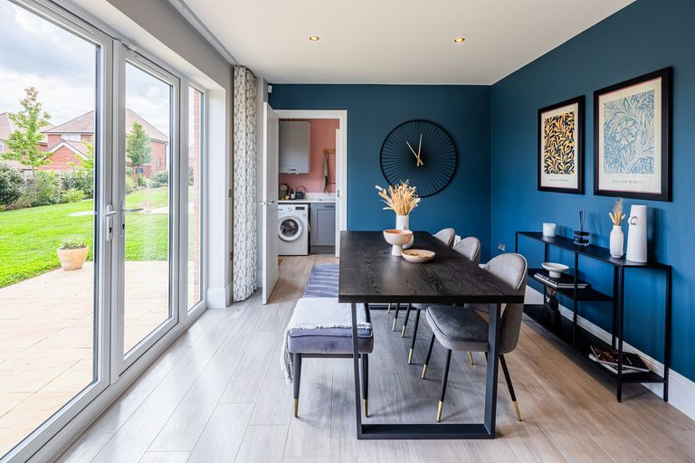 Property 3 of 10. Dining Area In The Harrogate