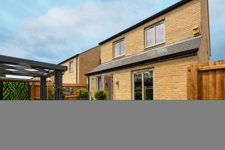 Property 3 of 7. Wilburtongarden