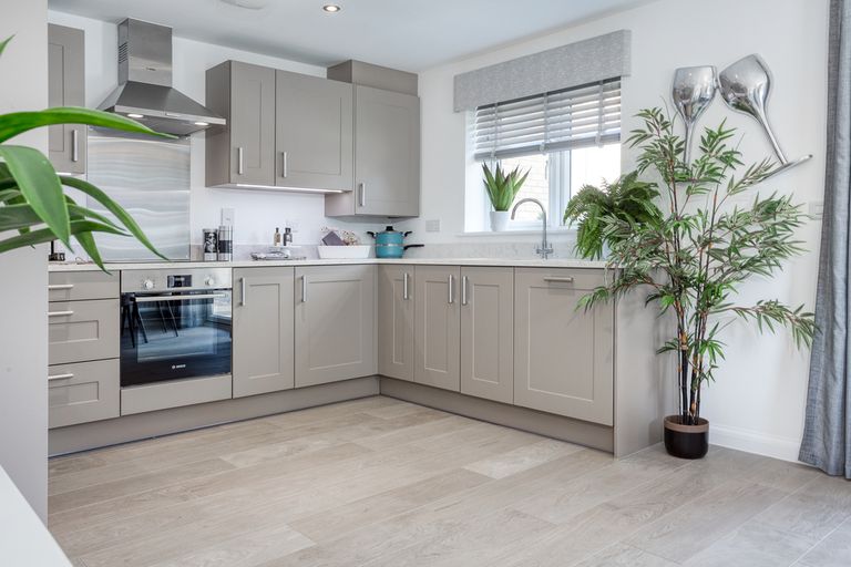 Property 3 of 7. Bh Nhc Mwave Spruce2_02