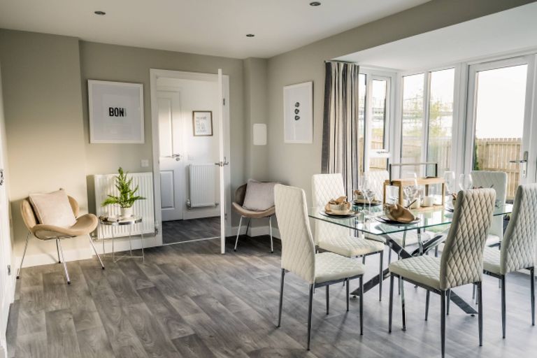 Property 2 of 10. Open Plan Dining Area