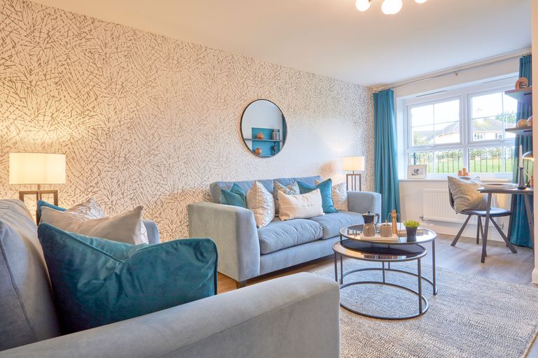 Property 2 of 7. Spacious Lounge In The Maidstone 3 Bedroom Home