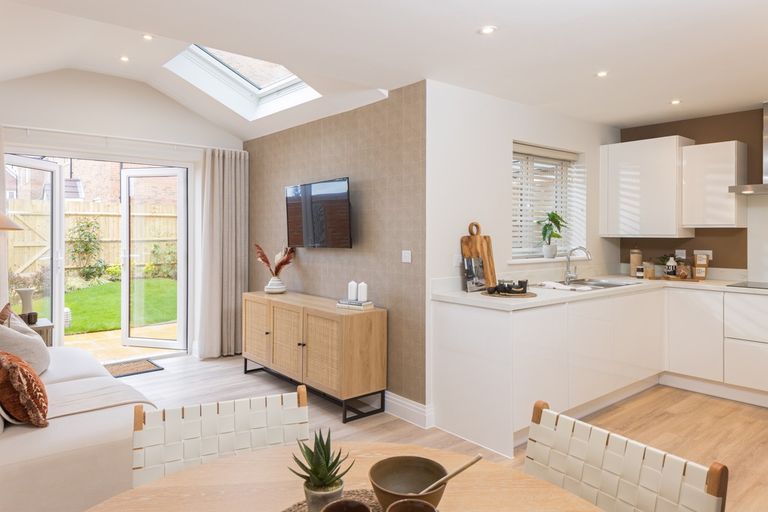 Property 1 of 14. Knights Grove, Newbury