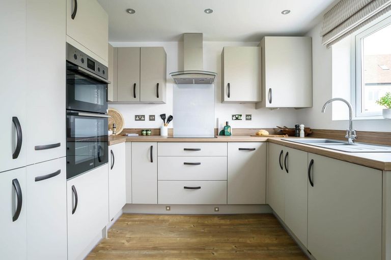 Property 2 of 10. An Open Plan Kitchen Is Perfect For Entertaining Family And Friends
