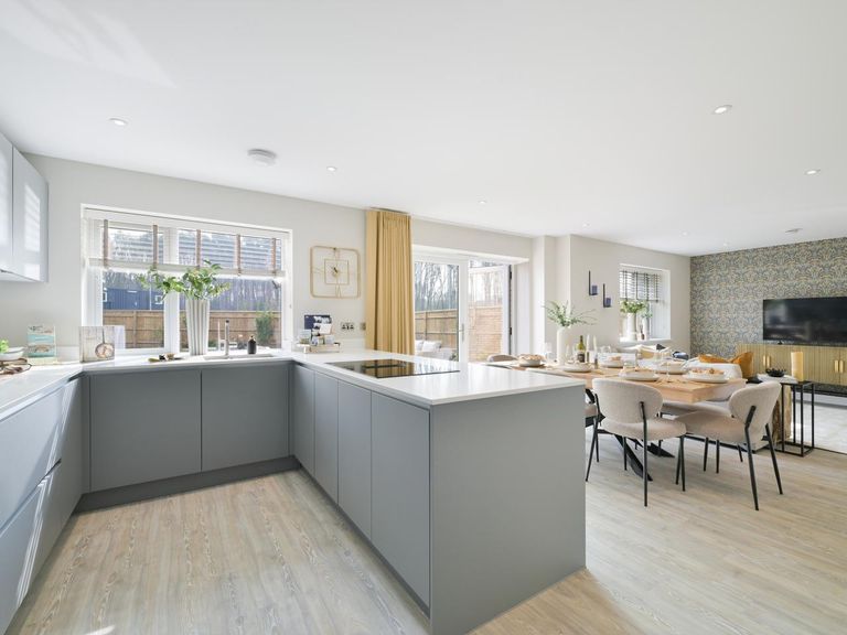 Property 2 of 13. Kitchen / Dining Area