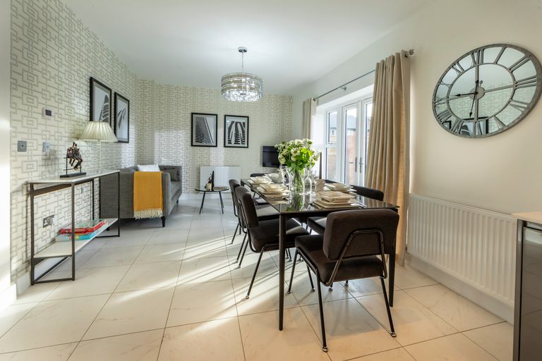 Property 3 of 10. Typical Interior