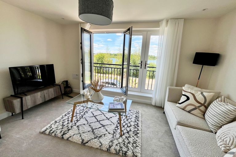 Property 3 of 4. Cannington Lounge