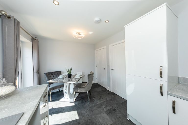 Property 3 of 10. Kitchen Diner
