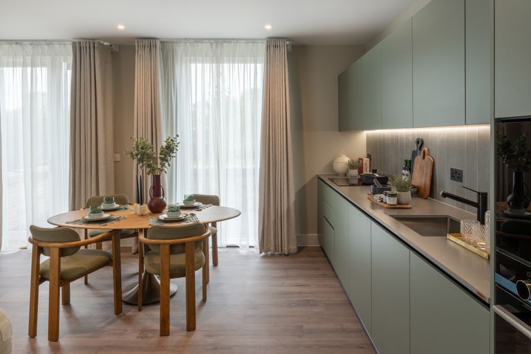 Property 2 of 15. Images