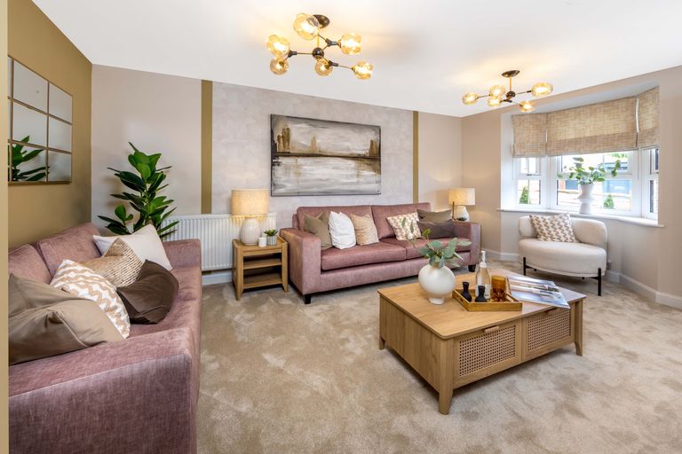 Property 3 of 8. Frampton Lounge