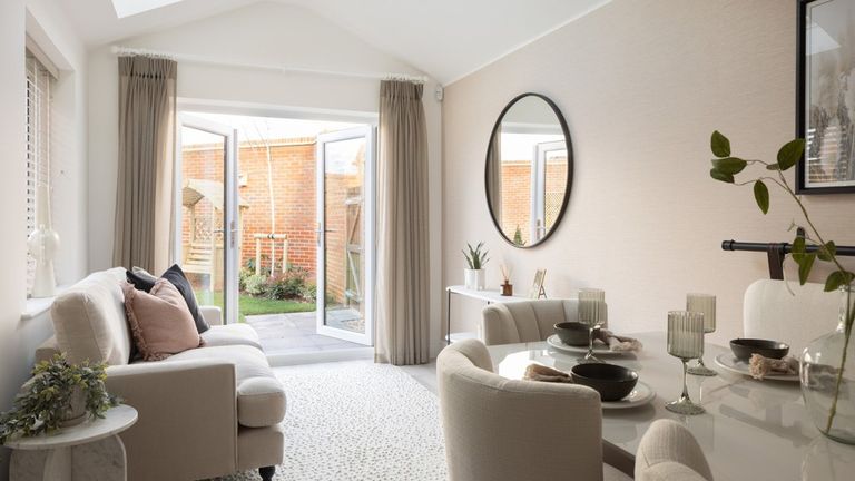 Property 3 of 10. Knightwood Chase, Fordingbridge