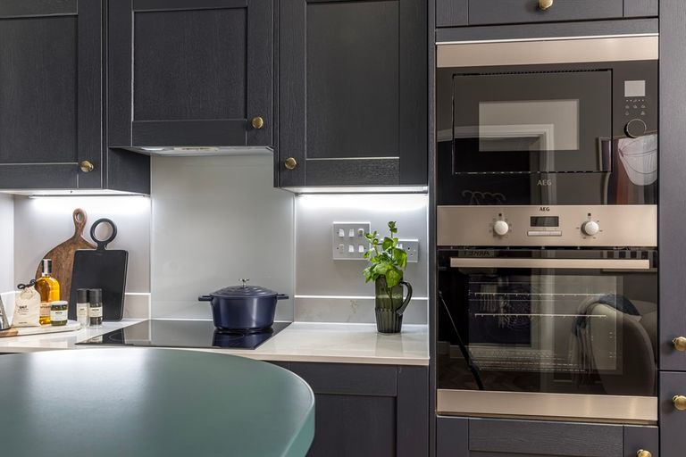 Property 3 of 12. Cook Up A Storm In The Kitchen
