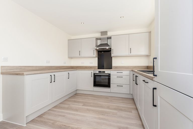 Property 2 of 19.