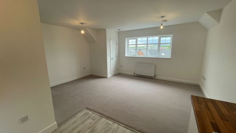 Property 3 of 9. Plot Image