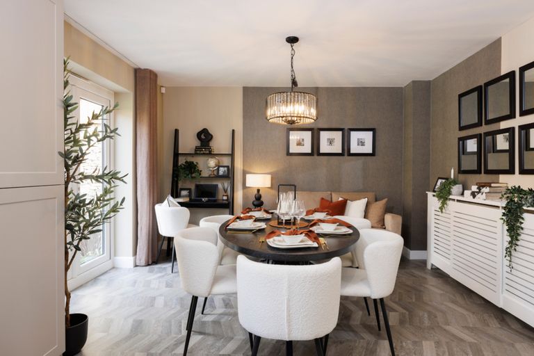 Property 3 of 10. Mylne Dining