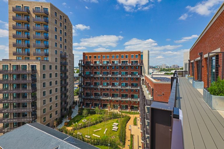 Property 1 of 8. Courtyard Area