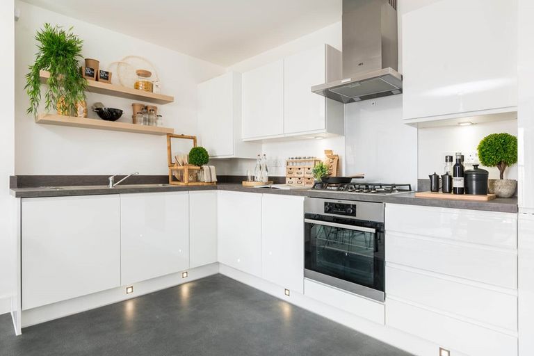 Property 3 of 9. 2 Sided Kitchen With Lots Of Storage