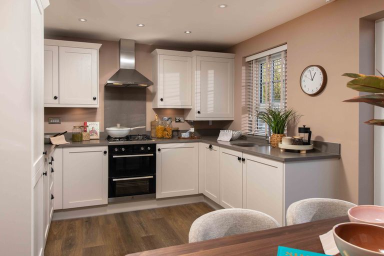 Property 2 of 10. Ellerton Dining Kitchen