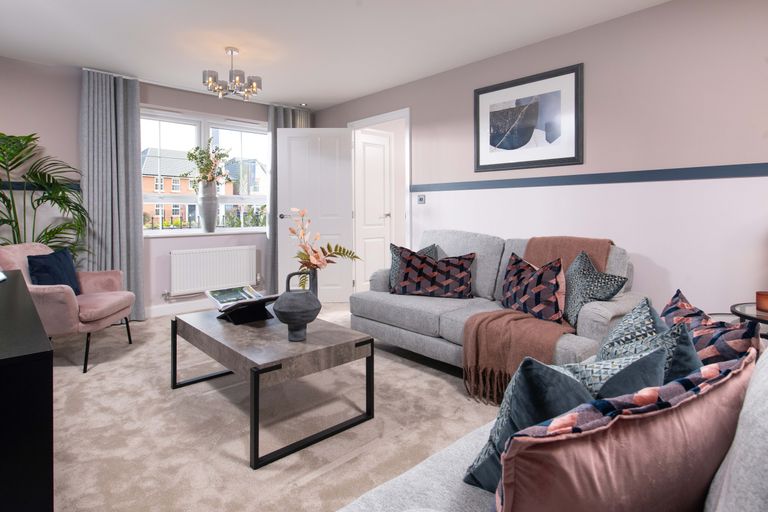 Property 3 of 10. The Hawthorns Radleigh Sh