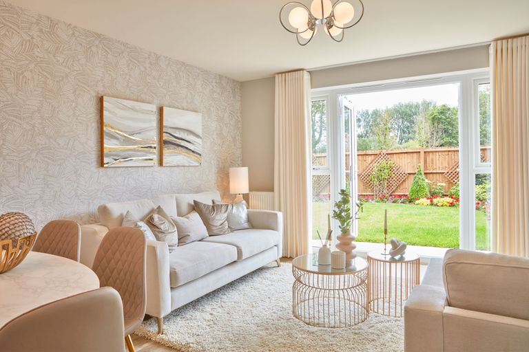 Property 2 of 7. Norbury Lounge