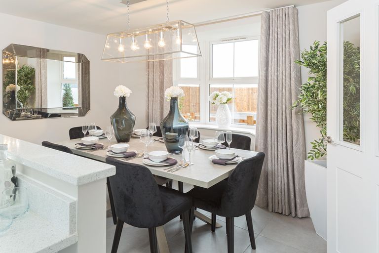 Property 3 of 10. Dining