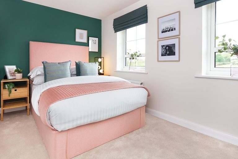 Property 3 of 6. Bed 2