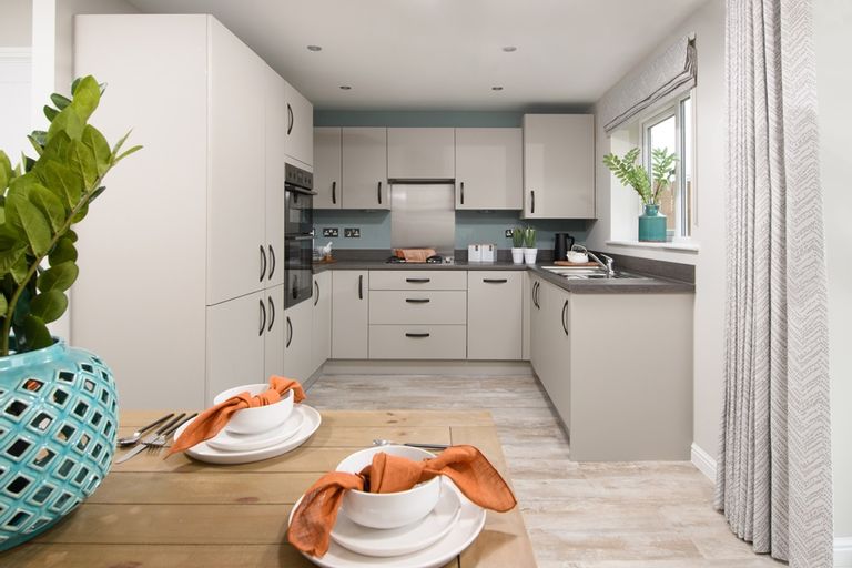 Property 2 of 10. Modern And Stylish Kitchen
