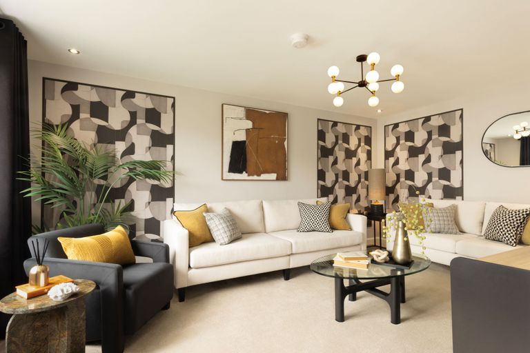 Property 3 of 10. The Kinloch