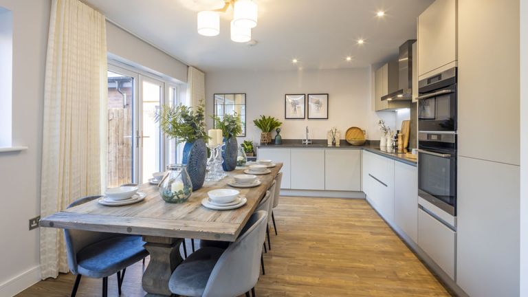 Property 1 of 10. Plot Image