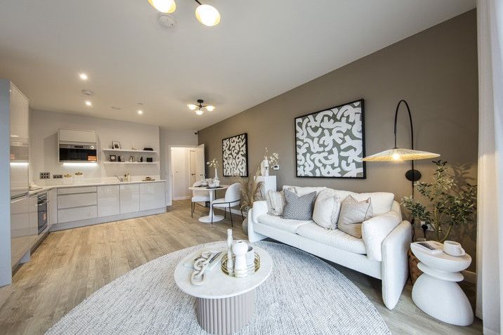 Property 1 of 12. Vb2327914 The Green At Epping Gate   1 Bed Show Apartment Plot 20  36  716x515