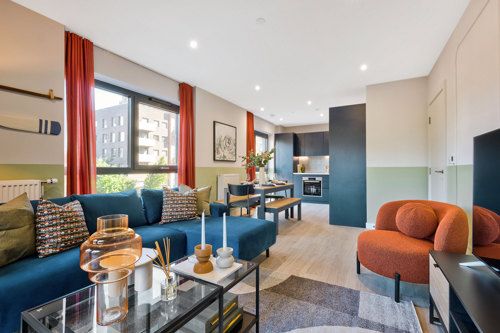 Property 1 of 9. 1 Lounge