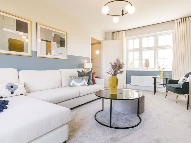 Property 2 of 10. Lounge