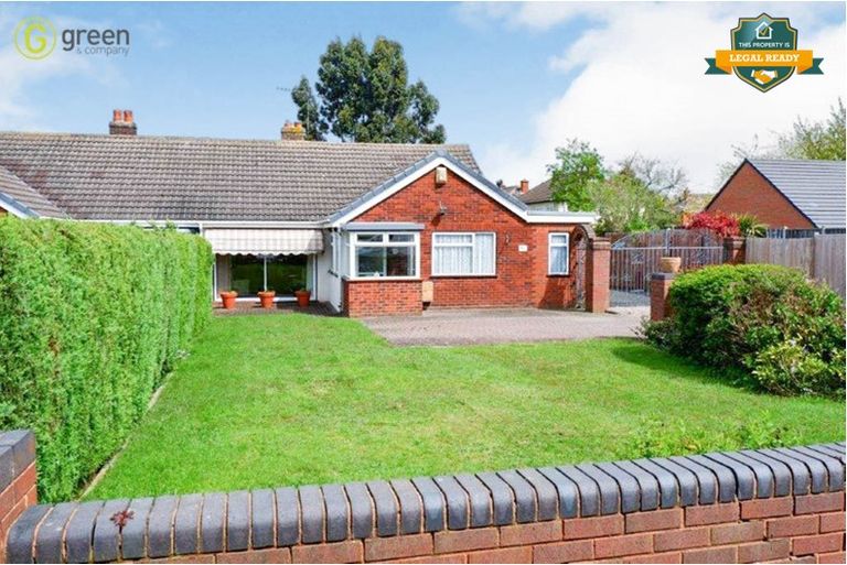 3 bed semidetached bungalow for sale in Hockley Road, Hockley