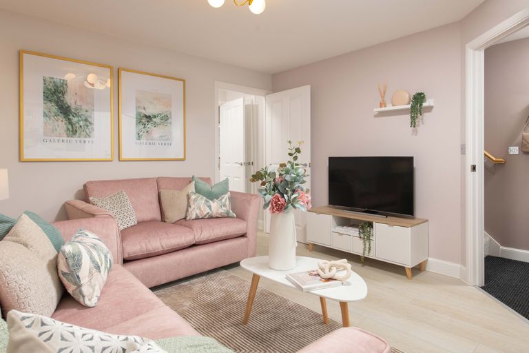 Property 3 of 8. Ellerton Lounge