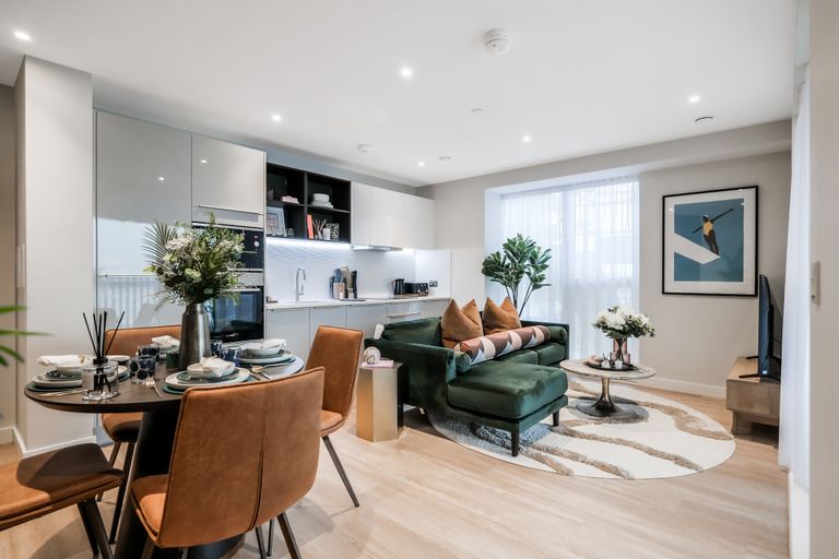 Property 1 of 8. 1 2-Bed Royal Albert Wharf-64