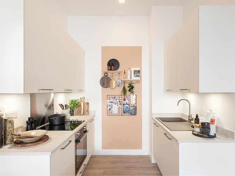 Property 1 of 17. Forest Road E17