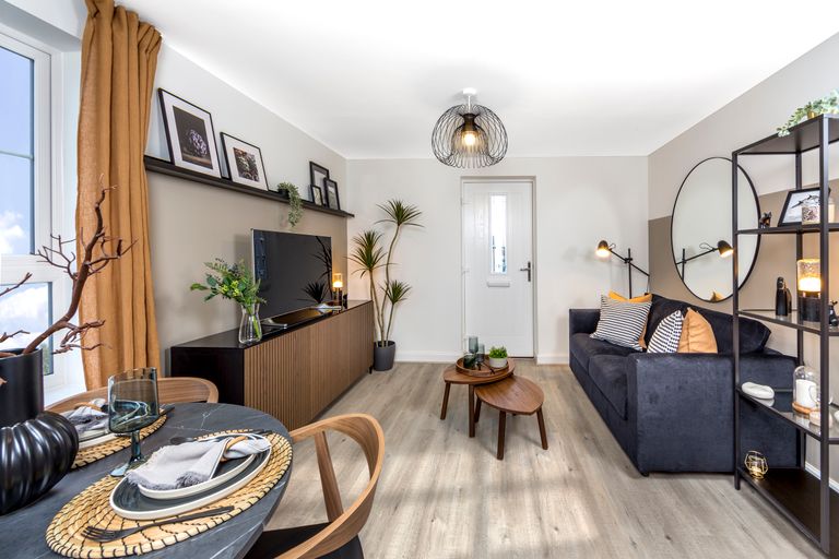 Property 3 of 6. Malton Lounge Internal