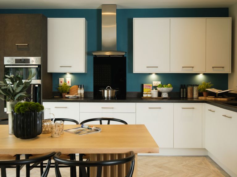 Property 3 of 9. The Chestnut Kitchen